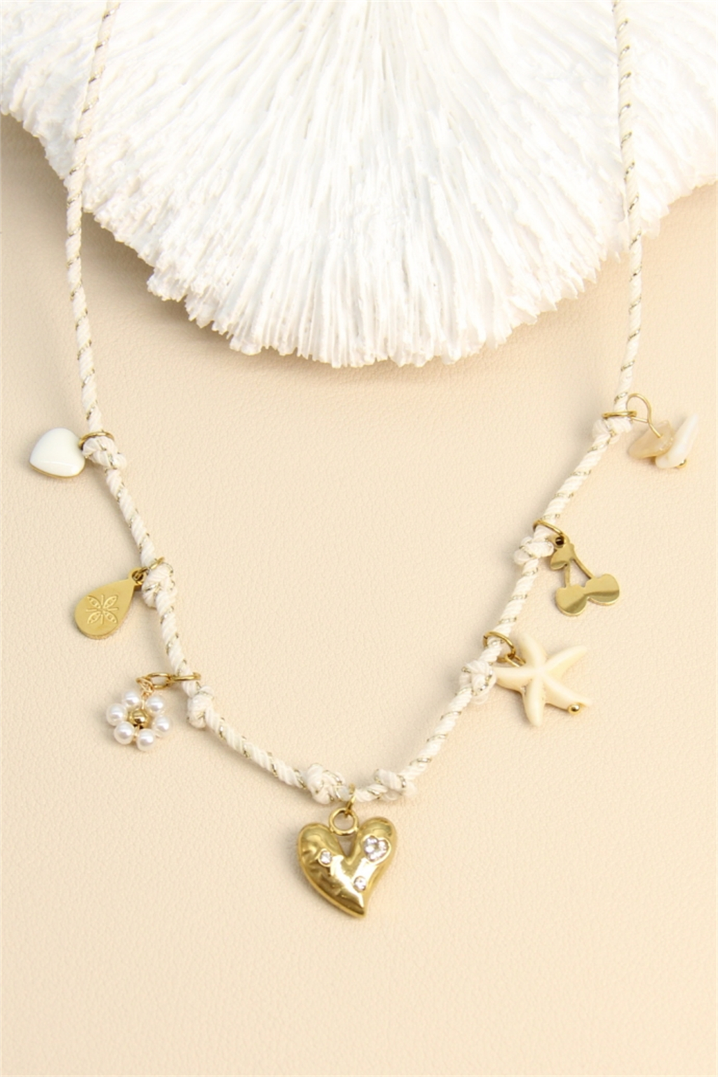 Collier Corde Avec Pampilles Cœur Doré Et Charms Marins