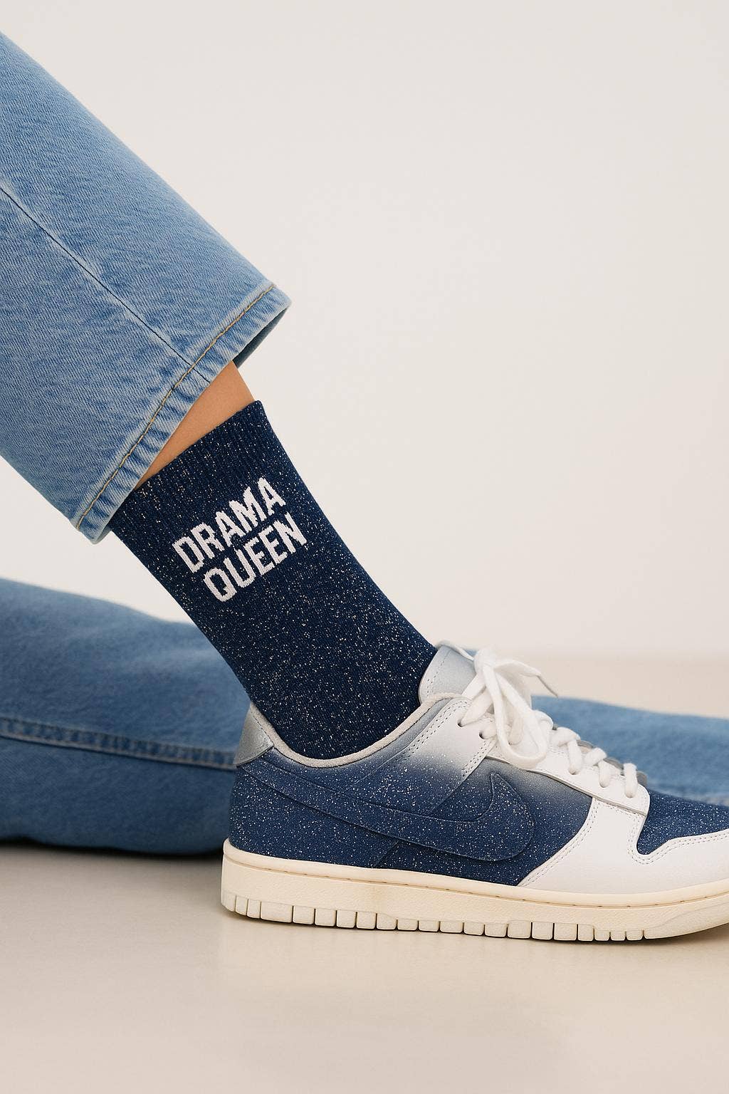 Chaussettes à Paillettes à Message "Drama Queen" Marine
